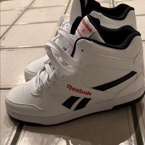 Reebok heelys White and Black High-Tops with Red Logo kids